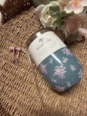Shabby Chic 16oz Wine/Drink Tumbler W/Straw And Silicone Topper and Charm Floral